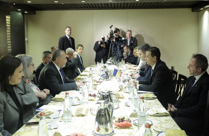 Foto exclusiv Q Magazine. Sorin Grindeanu și ministrul Apărării din Isreal, Avigdor Lieberman