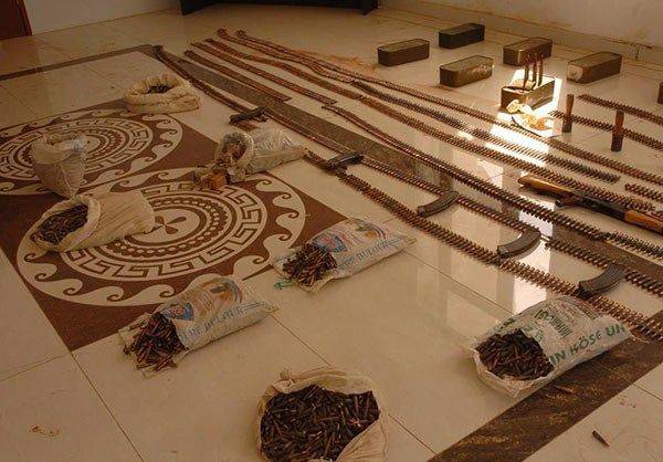 13950325150328766_PhotoL