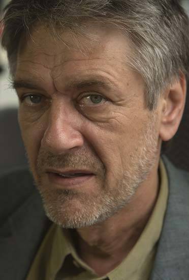 http://static.cinemagia.ro/img/db/actor/00/35/07/marcel-iures-950956l.jpg