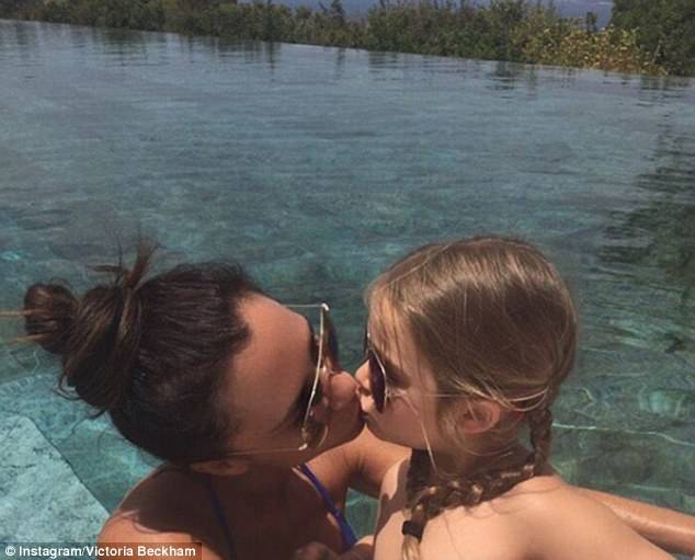 victoria beckham with harper