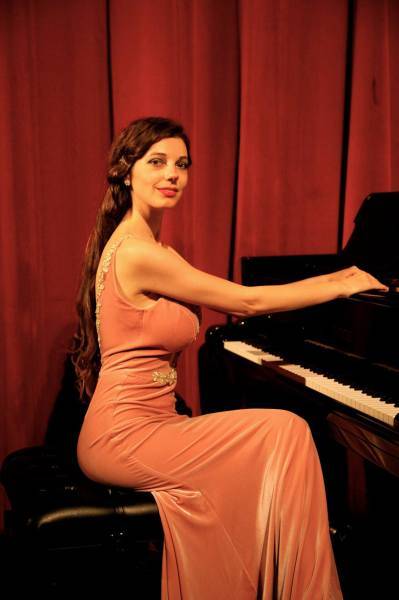 Axia Marinescu