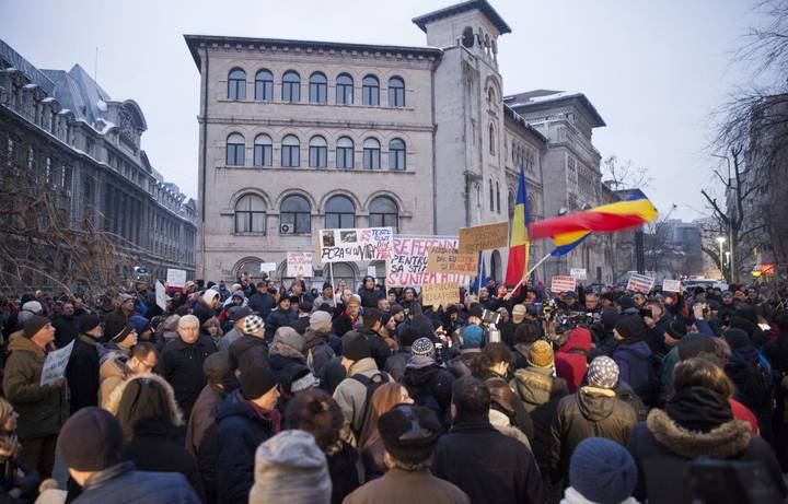 emM9MSZoYXNoPTIyYTUyN2U0MmE5OWY3MmY5YjRhMjI2YzQyNzdhYTE0.thumb