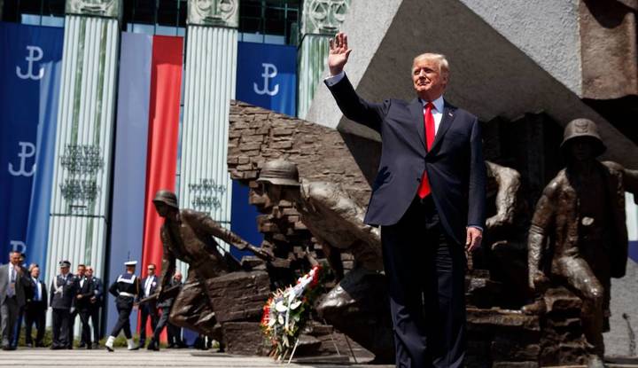 donald trump piata krasinski varsovia q magazine