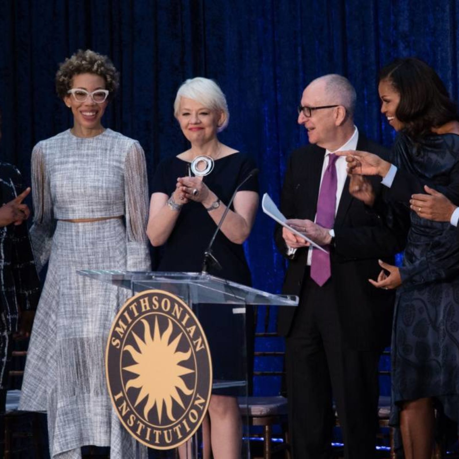 Portretele oficiale ale fostului preşedinte american Barack Obama şi soţiei sale Michelle, din aripa prezidenţială a galeriei National Portrait Gallery Washington (19)