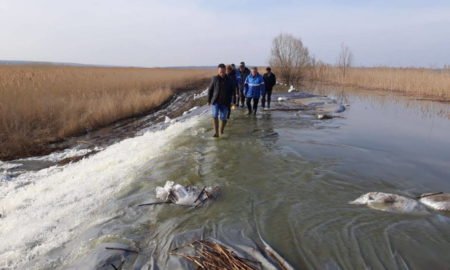 Autoritățile au reușit să țină apele lacului Suhaia sub control, Q Magazine