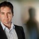 Craig Wright, un personaj important din industria de business și IT, este acuzat că ar fi furat un număr mare de monede virtuale de tip Bitcoin, care au ajuns la o valoare de câteva miliarde de dolari americani, Q Magazine