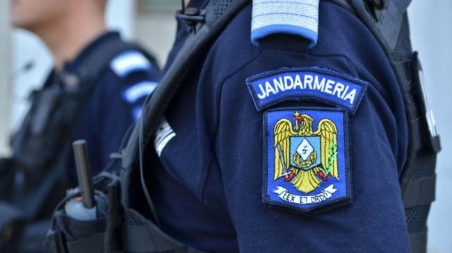 Jandarmii s-au adunat într-un parc din București pentru a sărbători ziua lor specială, Q Magazine