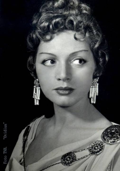 carmen stănescu