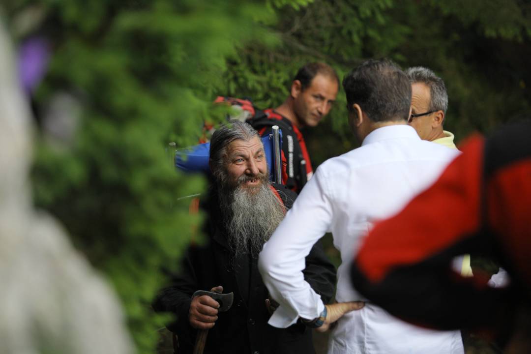 Record în România, Județul Neamț. Scara care urcă spre cer QMagazine (2)