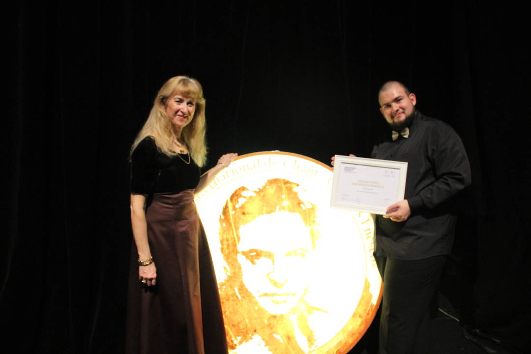 De la X-Factor la Paris… via concursul de canto George Enescu (1)