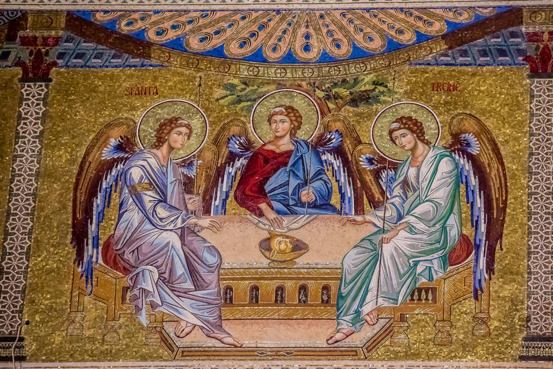 Catedrala Mantuirii Neamului 2