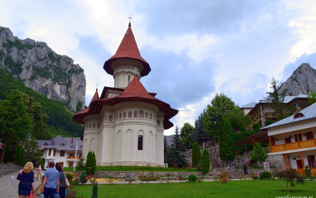 ramet-monastery-romania-1080×675