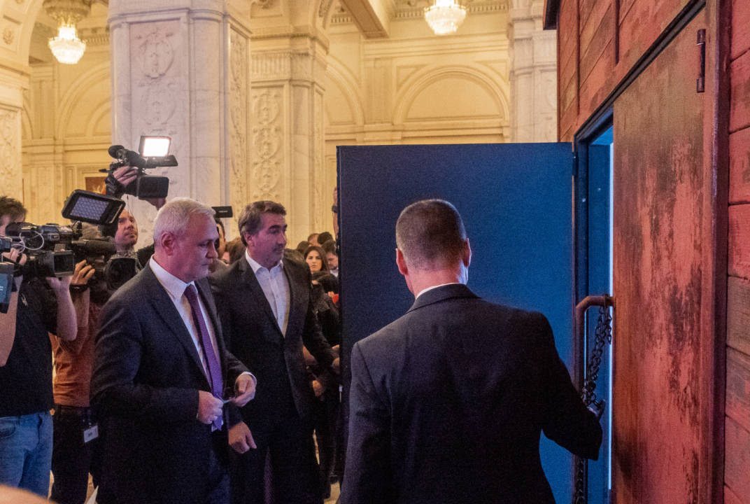 Vernisajul Expoziţiei-muzeale „Viorica Agarici”- FOTO QMAGAZINE (8)
